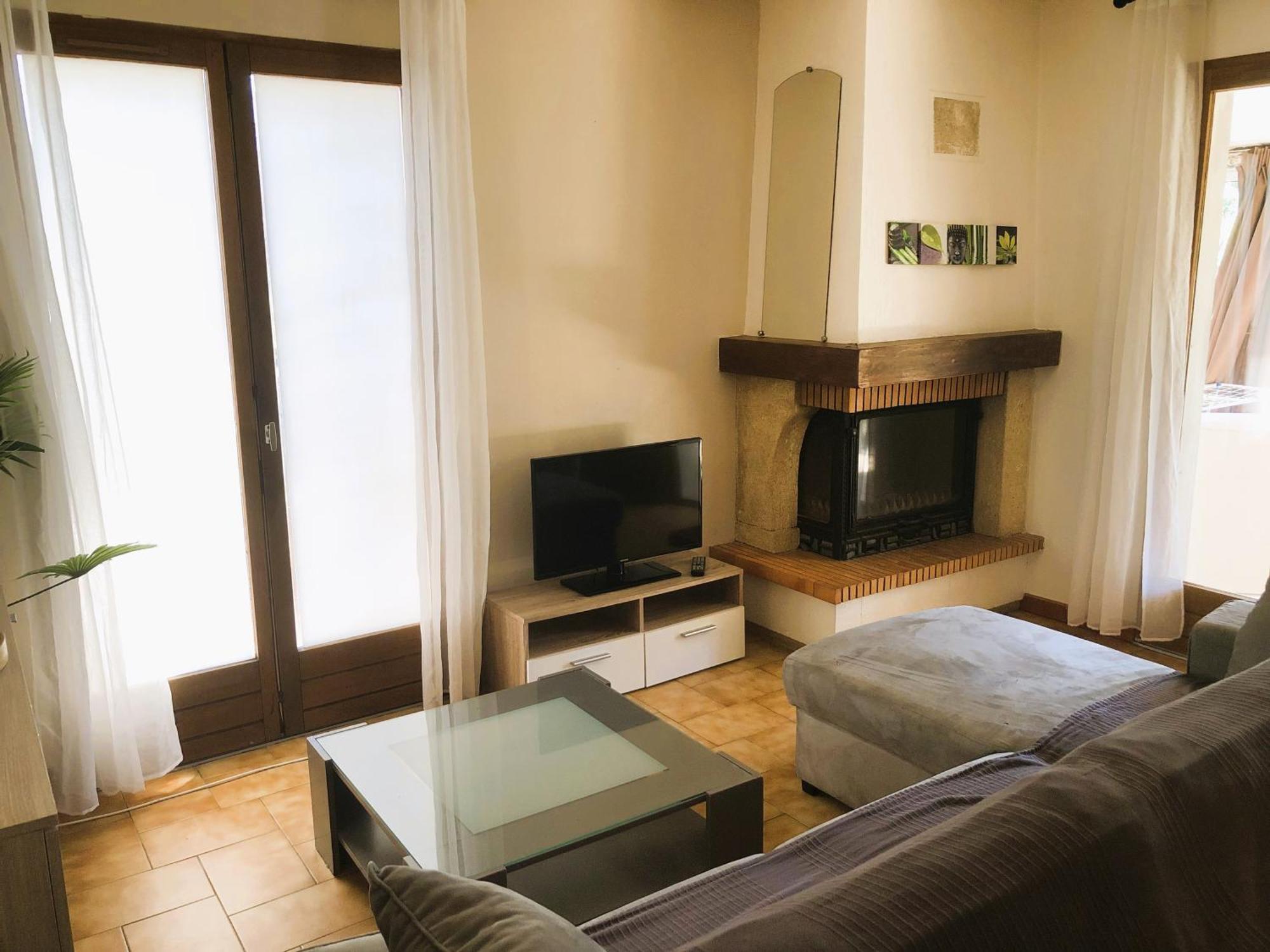 Hotel Les Persedes Lavilledieu  Ngoại thất bức ảnh