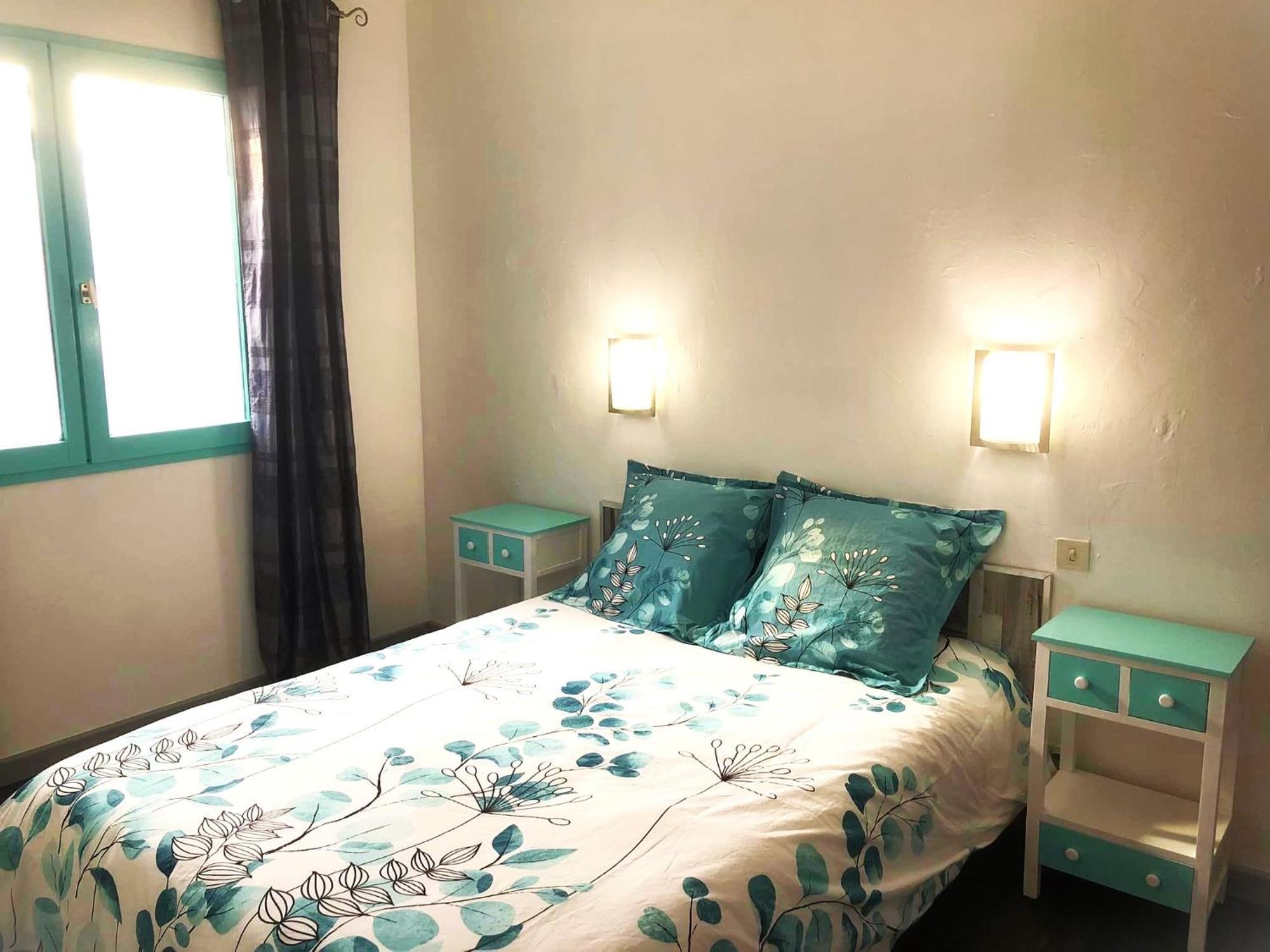 Hotel Les Persedes Lavilledieu  Ngoại thất bức ảnh