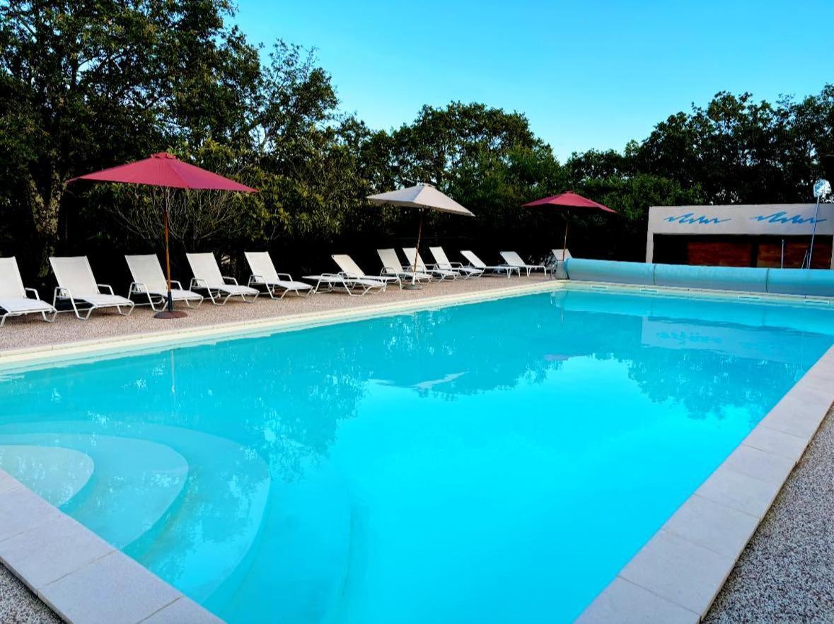 Hotel Les Persedes Lavilledieu  Ngoại thất bức ảnh