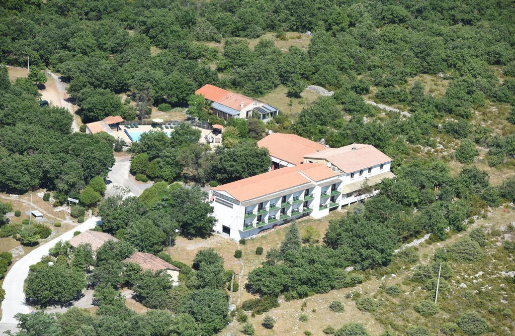 Hotel Les Persedes Lavilledieu  Ngoại thất bức ảnh