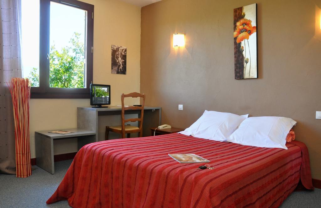 Hotel Les Persedes Lavilledieu  Ngoại thất bức ảnh